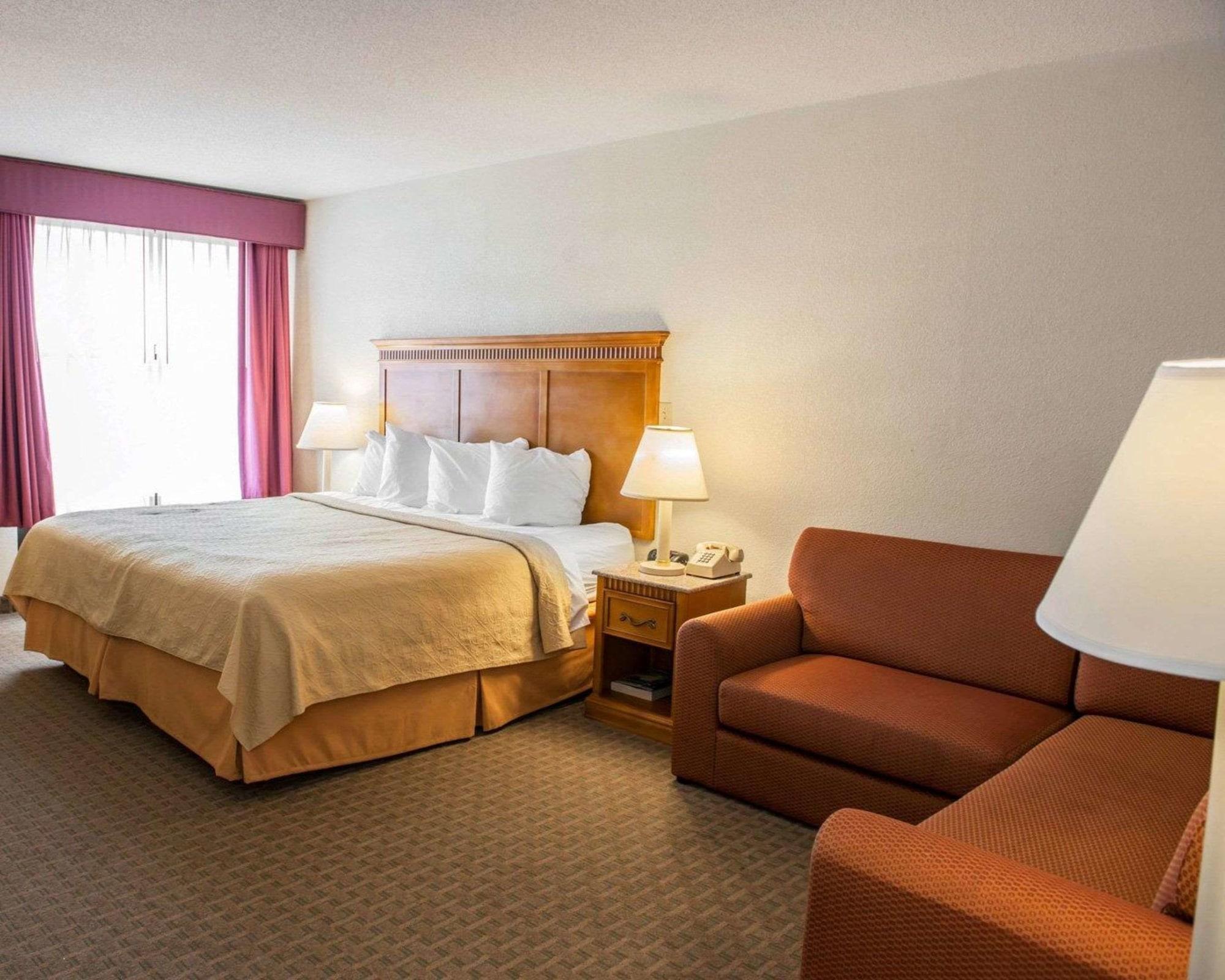 Quality Inn And Suites Indianapolis Eksteriør billede