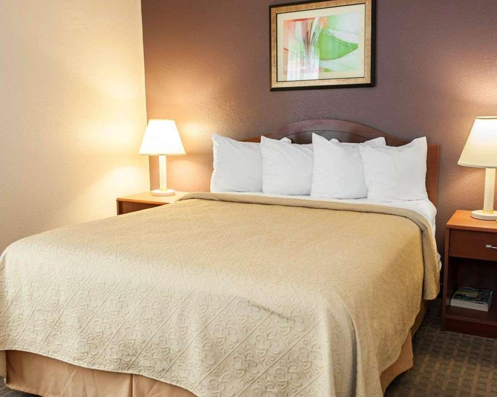 Quality Inn And Suites Indianapolis Værelse billede