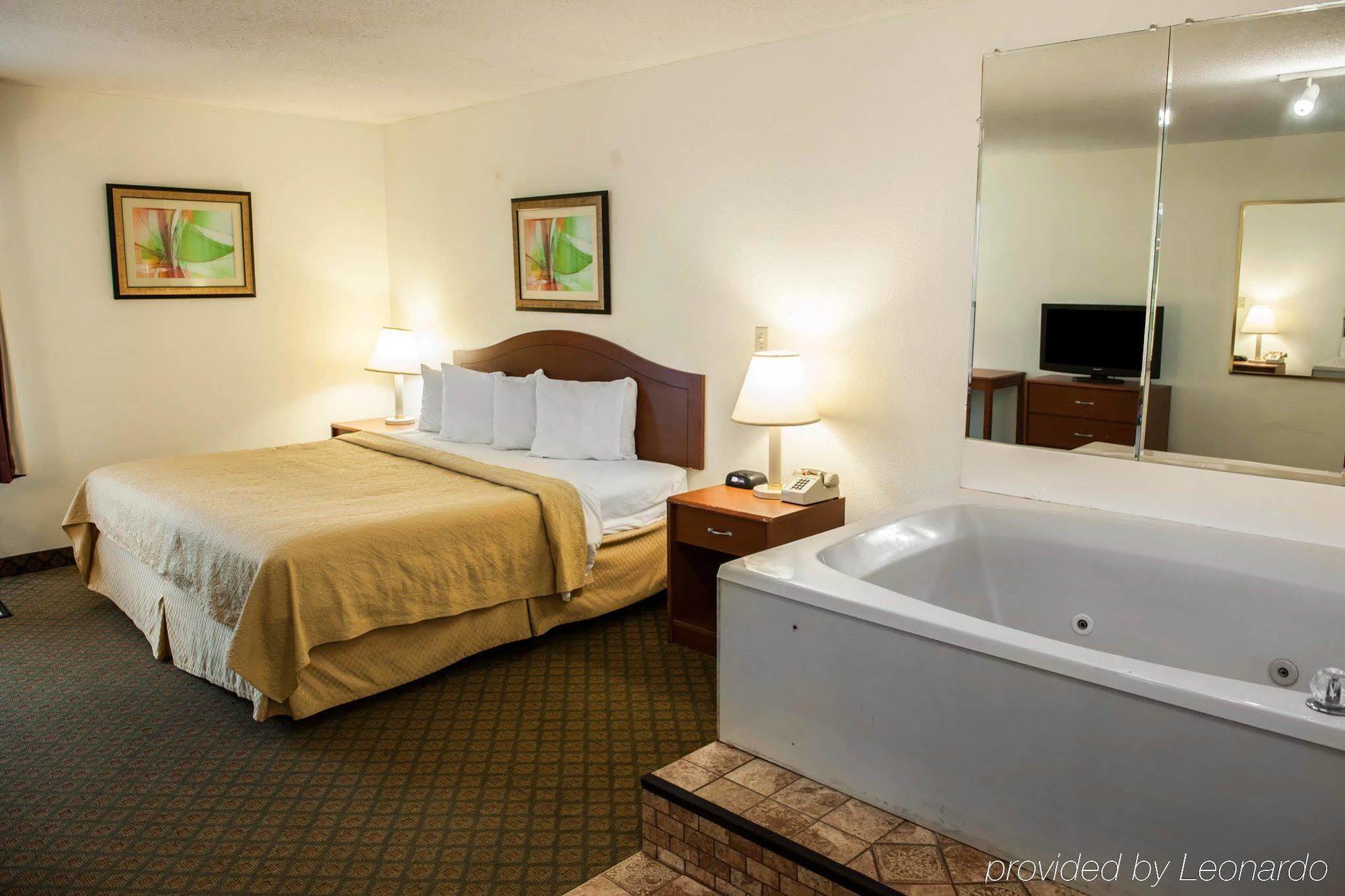 Quality Inn And Suites Indianapolis Eksteriør billede